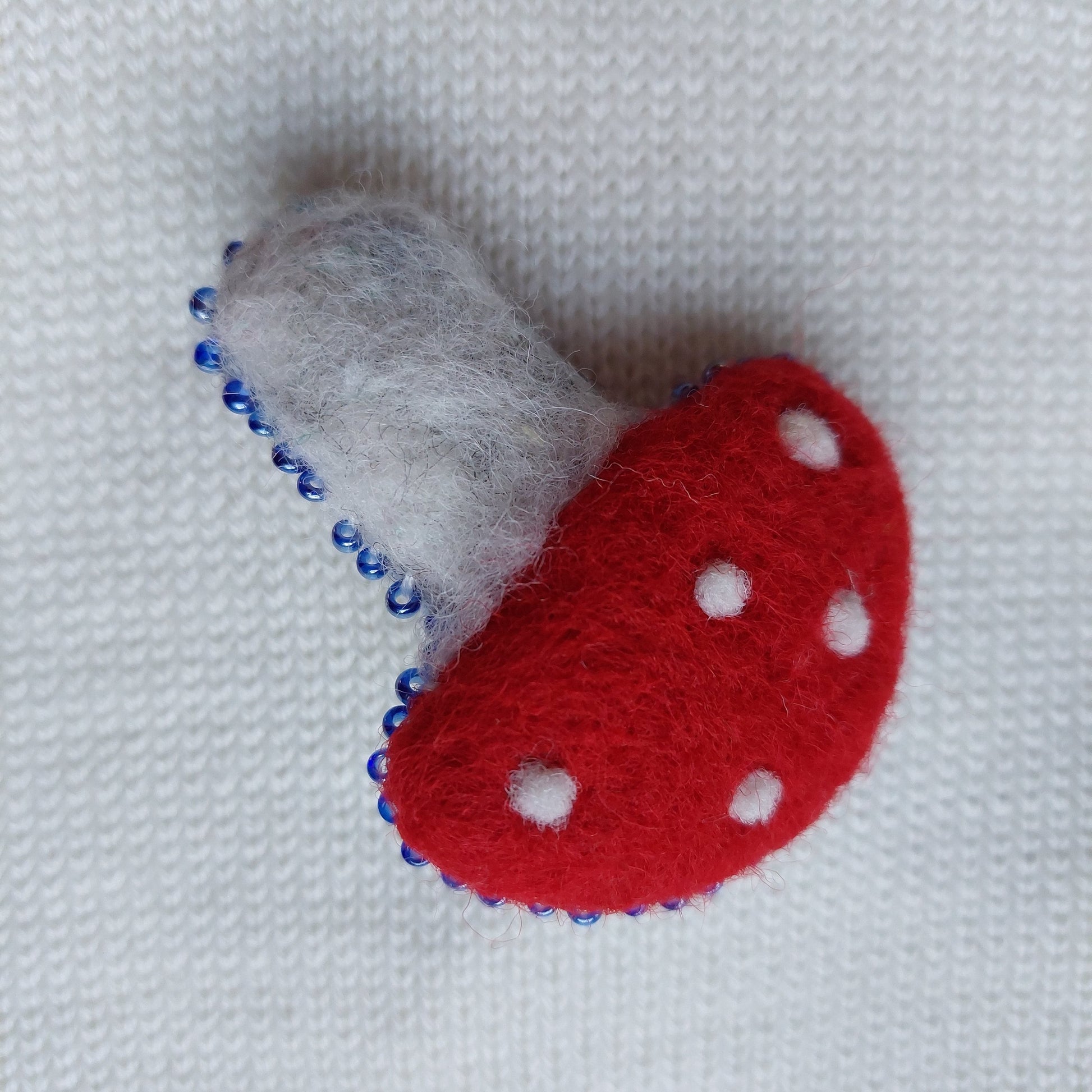 Pin Mushroom felt