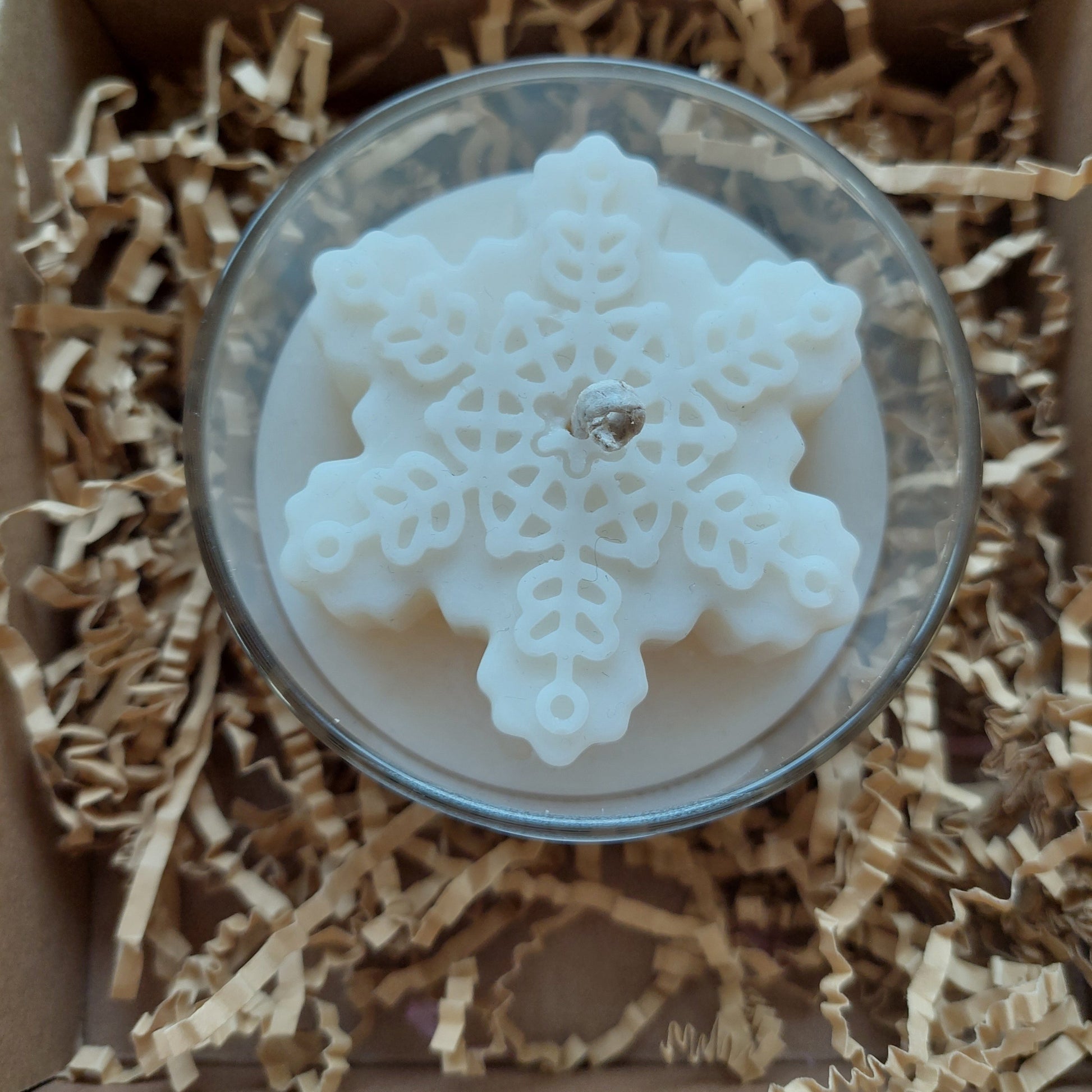 Snowflake candle