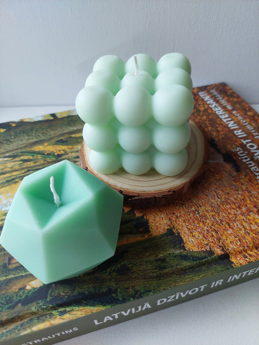 Set of 2 Scented Coconut Wax Candles Bubble and Angular Design