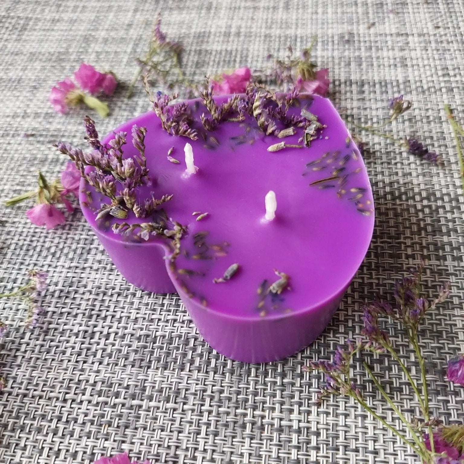 Coconut Wax Candle with Lavender Scent 