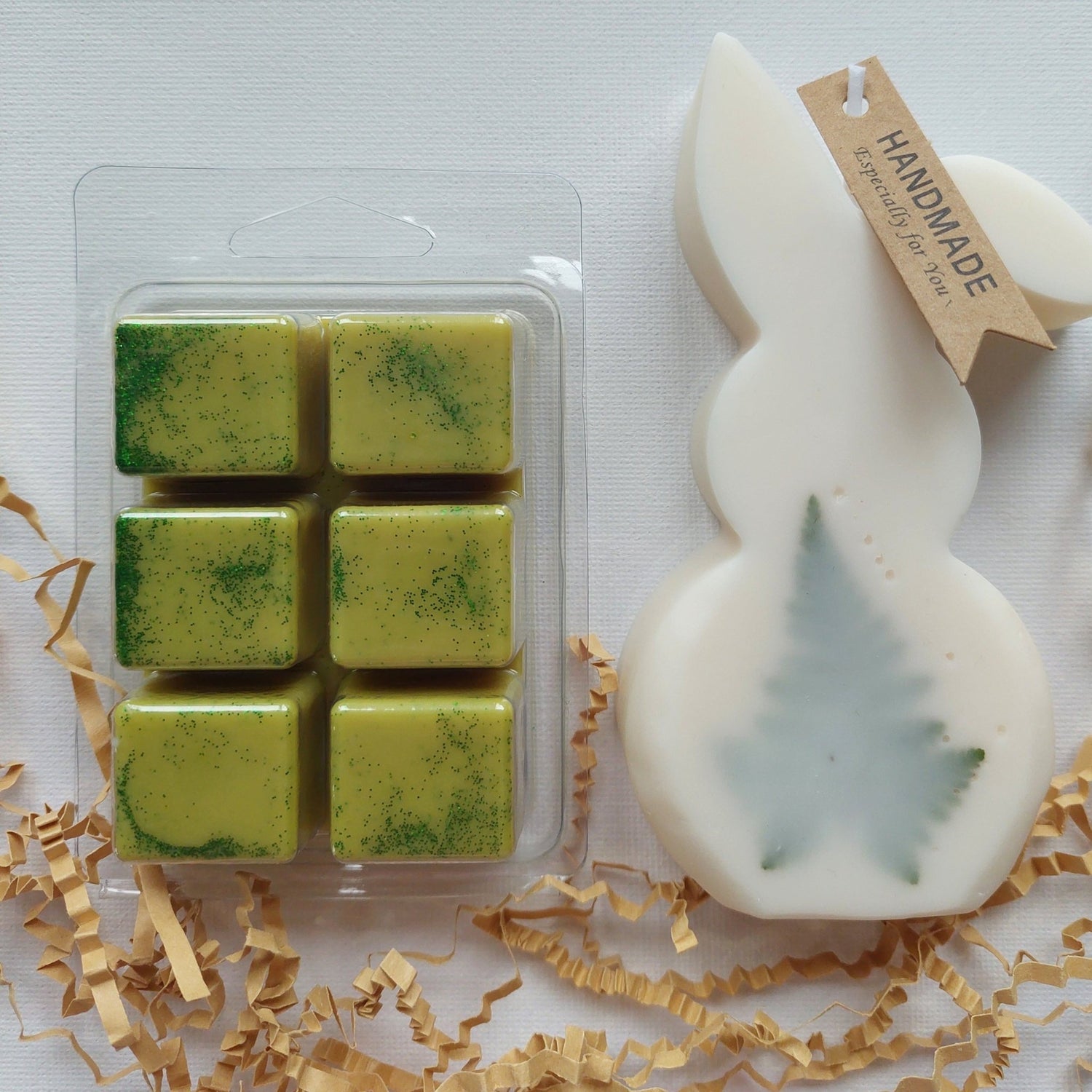 Gift Set of Soy Wax Bunny Candle and Wax Melts 1 pc -