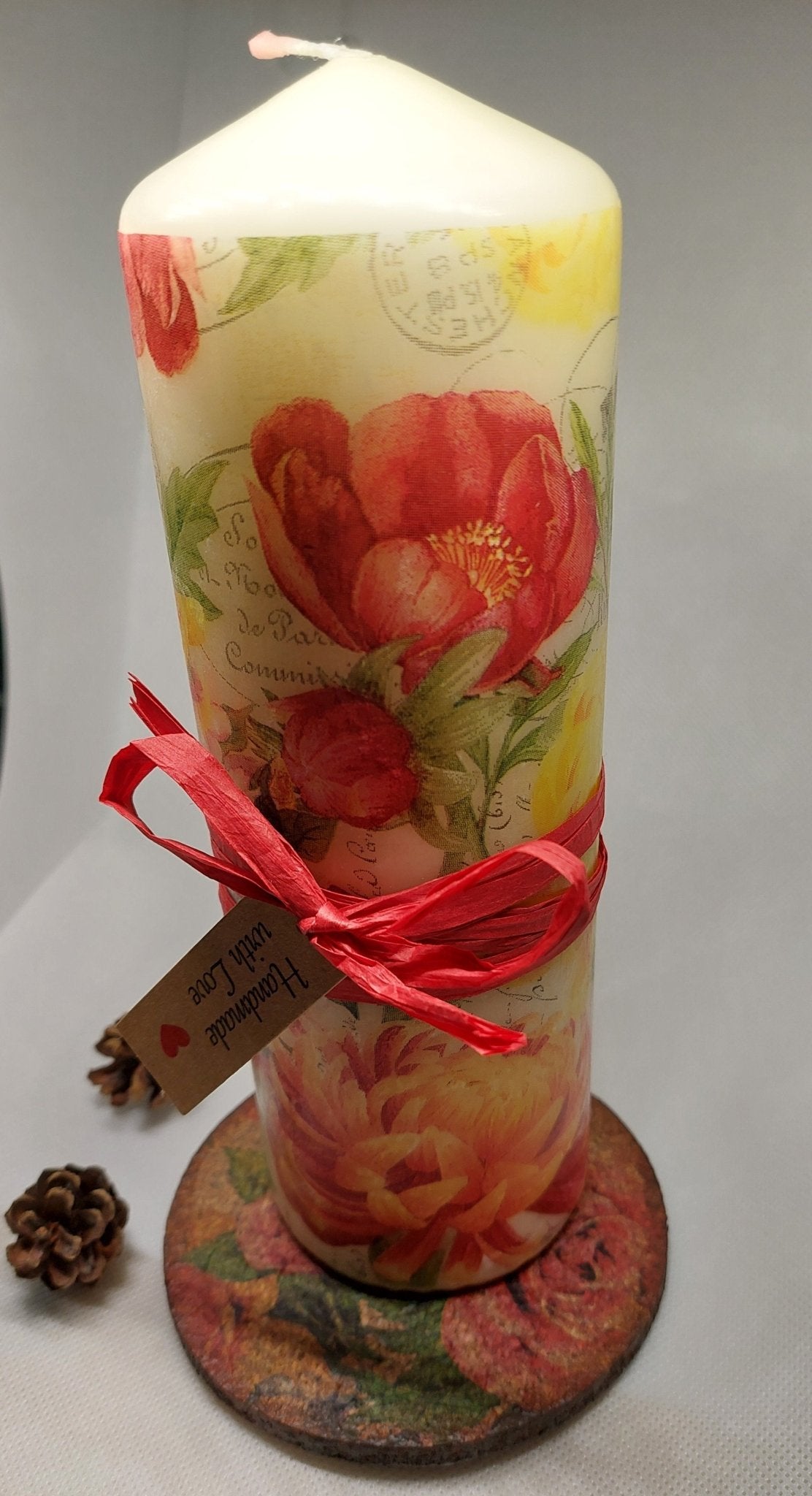 Large Peony Candle - Lea CandlesLarge Peony Candle