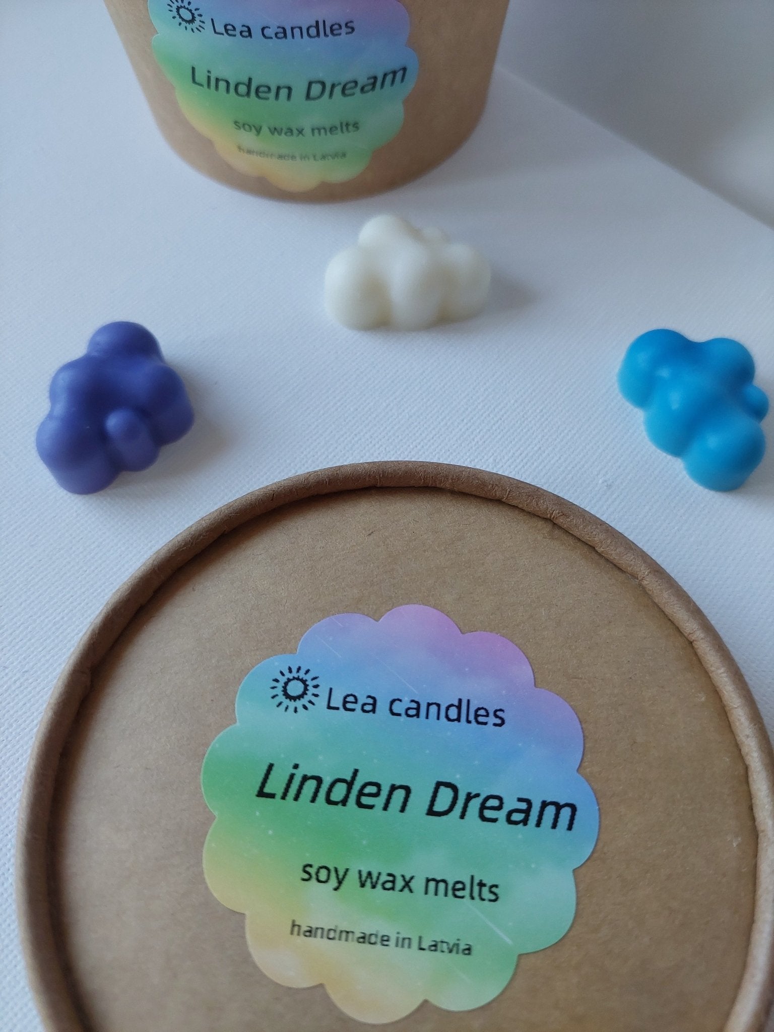 Natural Soy Wax Melts in cup with lid - scent Linden Dream - Lea CandlesNatural Soy Wax Melts in cup with lid - scent Linden Dream