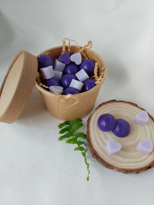 Natural Soy Wax melts in paper cup with lid - scent Lavanda - Lea CandlesNatural Soy Wax melts in paper cup with lid - scent Lavanda