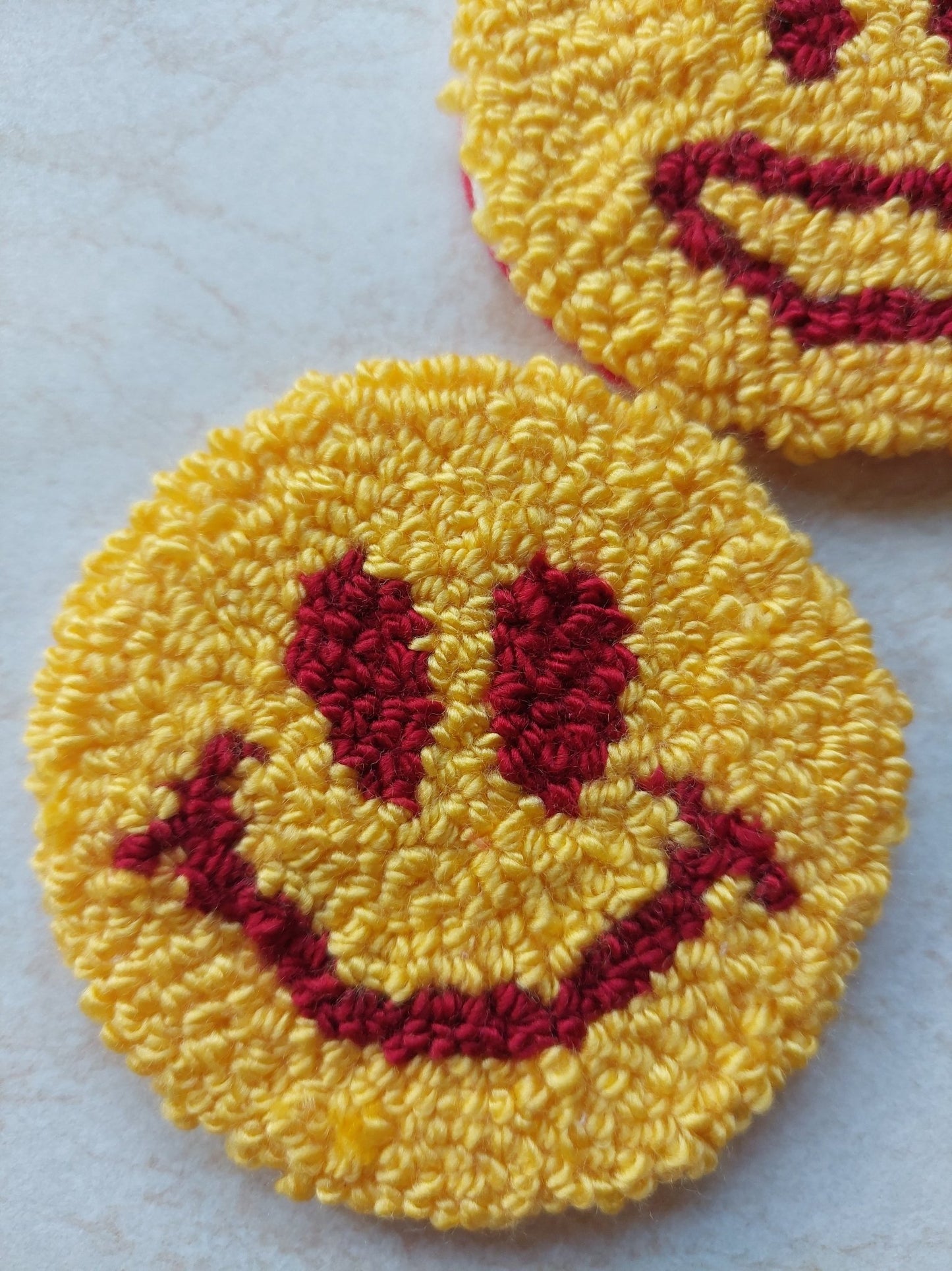 Set of 2 Car Coasters Emojis - Lea CandlesSet of 2 Car Coasters Emojis