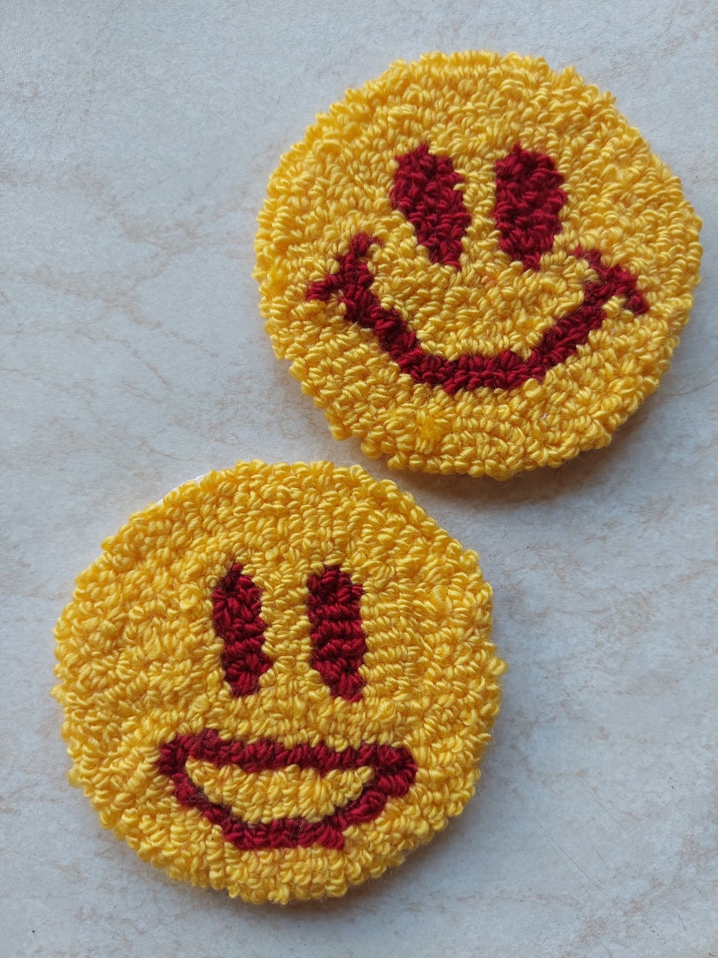 Set of 2 Car Coasters Emojis - Lea CandlesSet of 2 Car Coasters Emojis