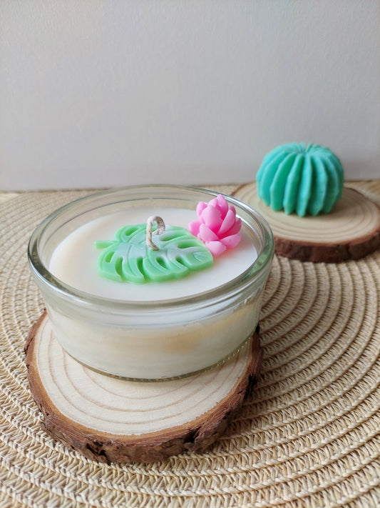 Soy wax candle Leaf scent Citrus and Freesia - Lea CandlesSoy wax candle Leaf scent Citrus and Freesia