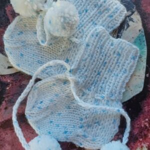 BABY boy's knitted socks 0-3