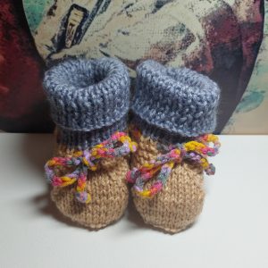 baby booties knitted 0 3 (copy)
